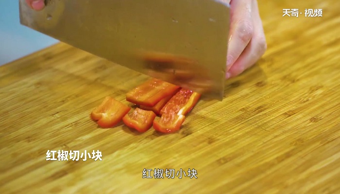 干锅千页豆腐做法步骤：2